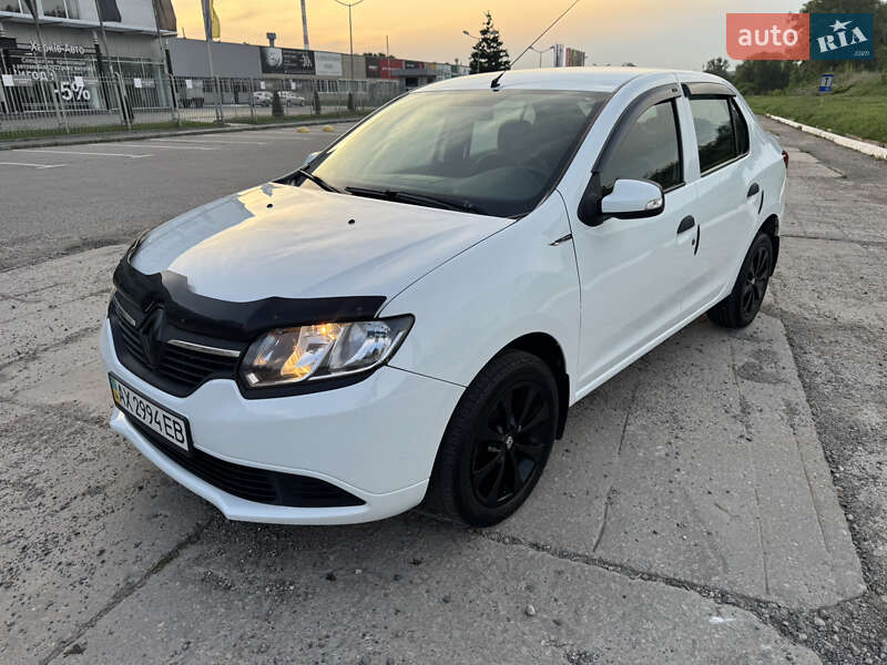 Renault Logan 2013