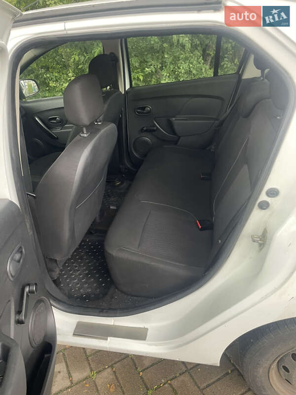 Седан Renault Logan 2019 в Києві