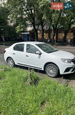 Седан Renault Logan 2020 в 