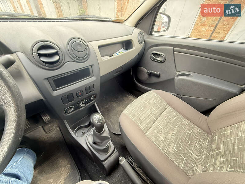 Седан Renault Logan 2012 в Білій Церкві