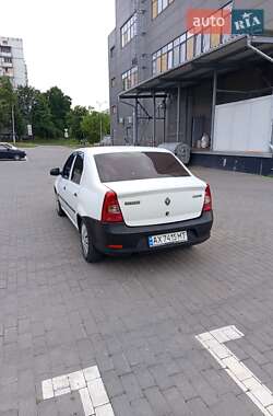 Седан Renault Logan 2010 в 
