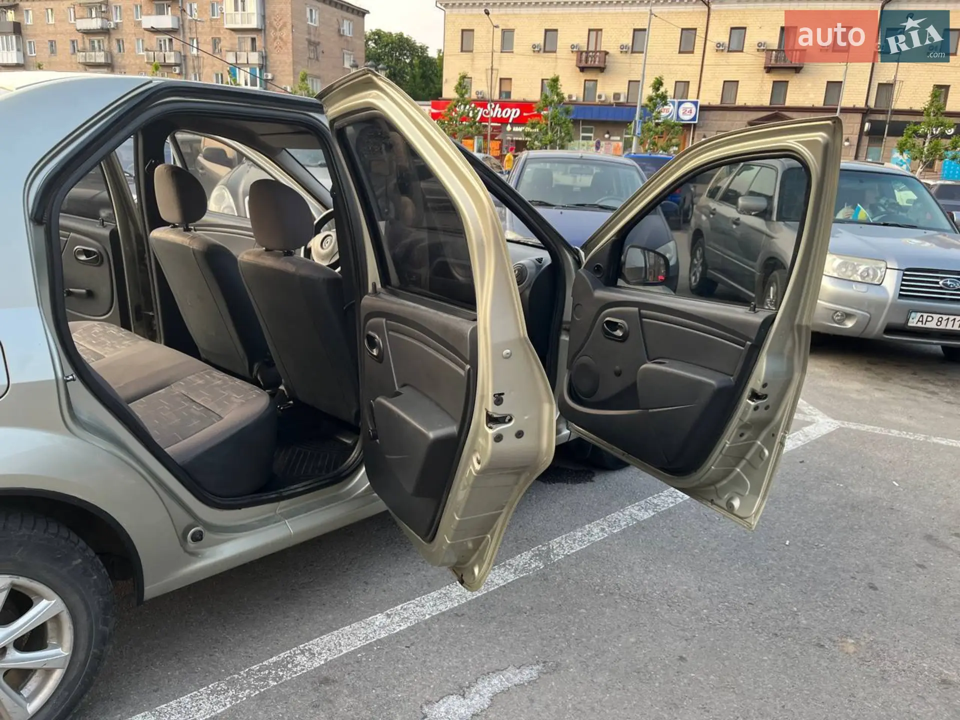 2011 Renault Logan - мініатюра 18