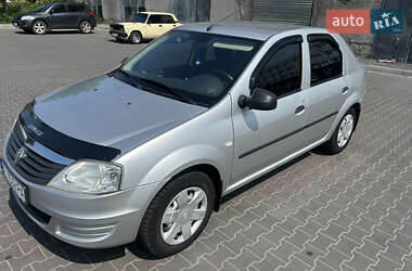 Седан Renault Logan 2011 в Василькове