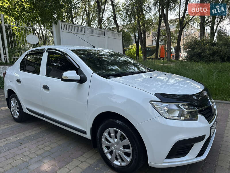 Седан Renault Logan 2019 в Черновцах