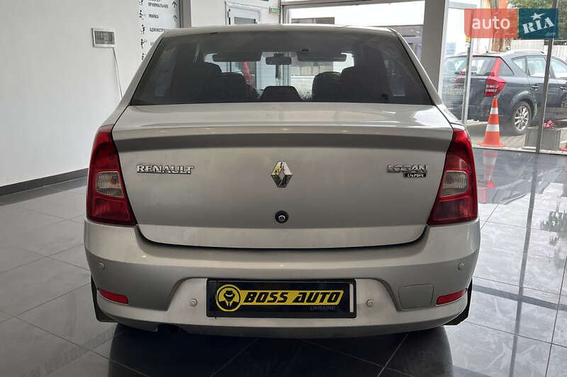 Седан Renault Logan 2010 в Шептицькому