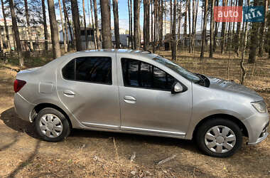 Седан Renault Logan 2017 в 