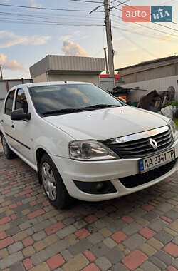 Седан Renault Logan 2012 в Киеве