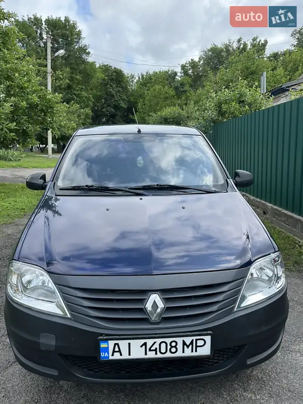 Renault Logan 2010