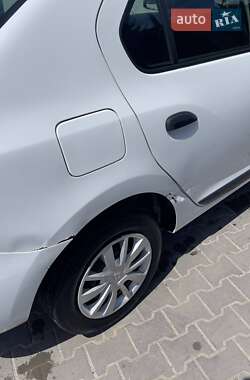 Седан Renault Logan 2017 в 