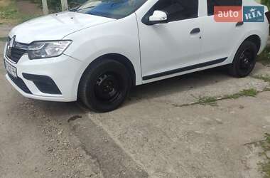 Renault Logan 2017