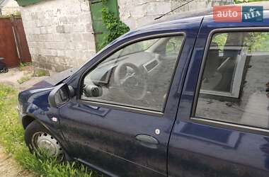 Седан Renault Logan 2010 в 