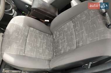 Седан Renault Logan 2010 в 