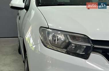 Седан Renault Logan 2019 в 