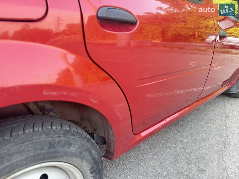 Седан Renault Logan 2009 в Днепре