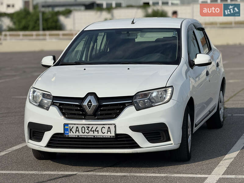 Renault Logan 2016