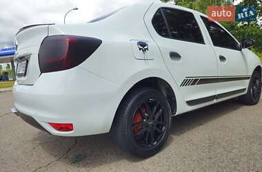 Седан Renault Logan 2019 в 