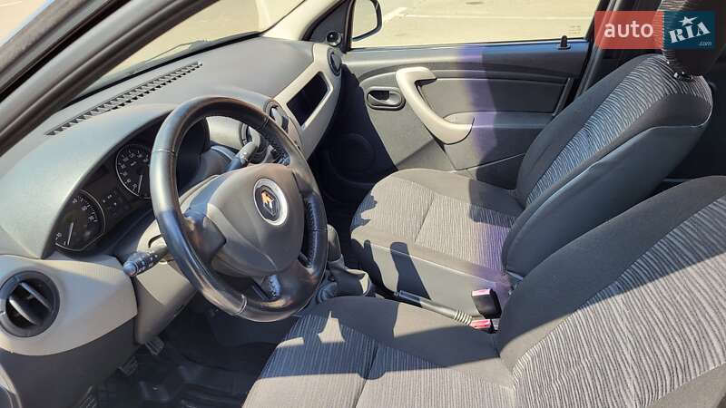 Седан Renault Logan 2012 в Броварах