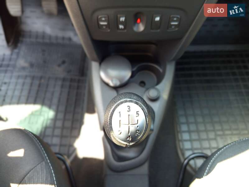 Седан Renault Logan 2020 в Киеве