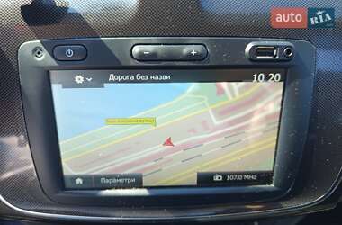 Седан Renault Logan 2020 в 