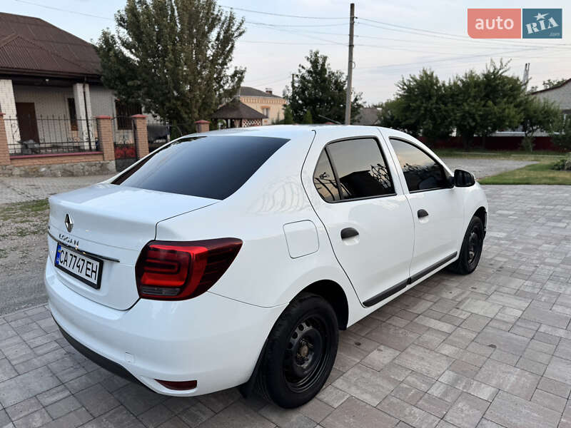 Седан Renault Logan 2017 в Умани