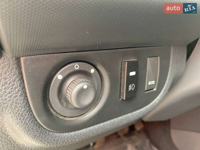 Седан Renault Logan 2020 в Киеве