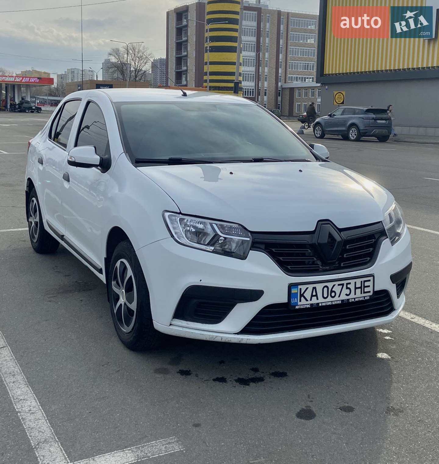 2019 Renault Logan - фото 1