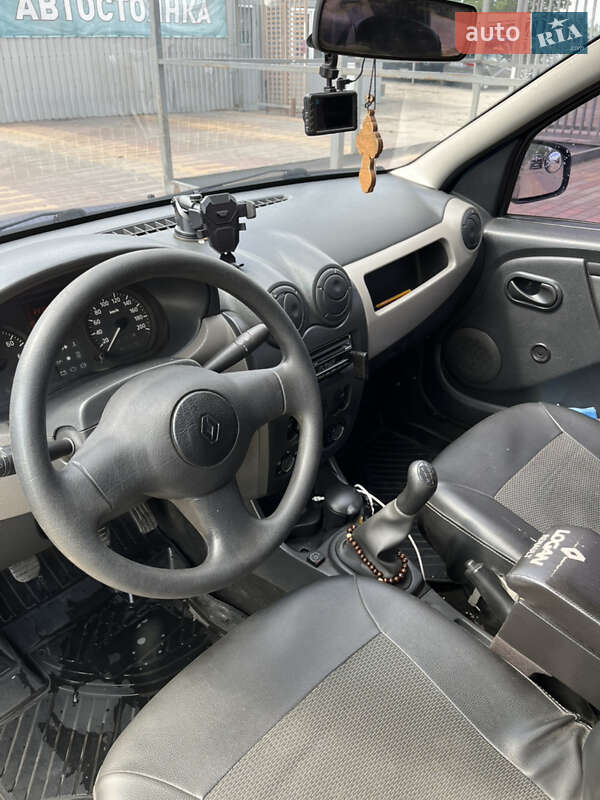 Седан Renault Logan 2009 в Кропивницком