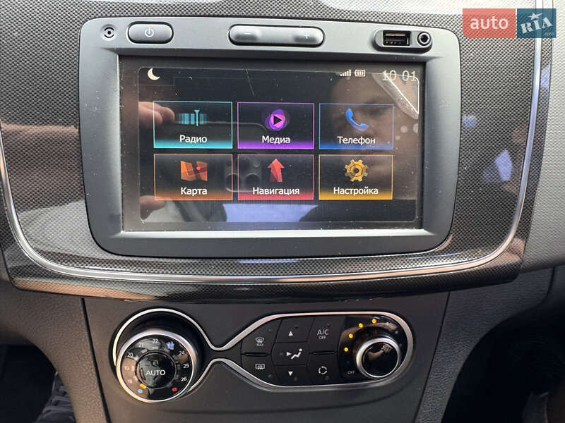 Седан Renault Logan 2020 в Днепре
