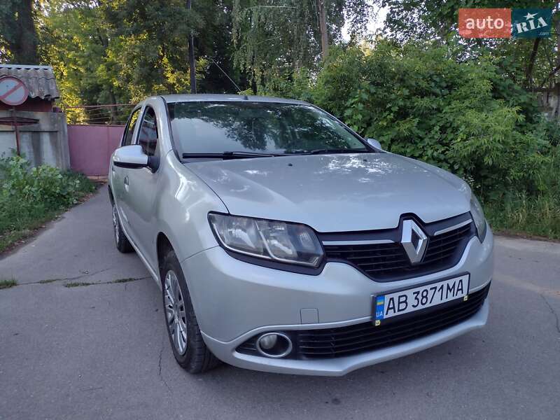 Renault Logan 2014
