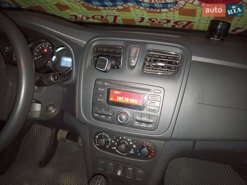Седан Renault Logan 2014 в Киеве