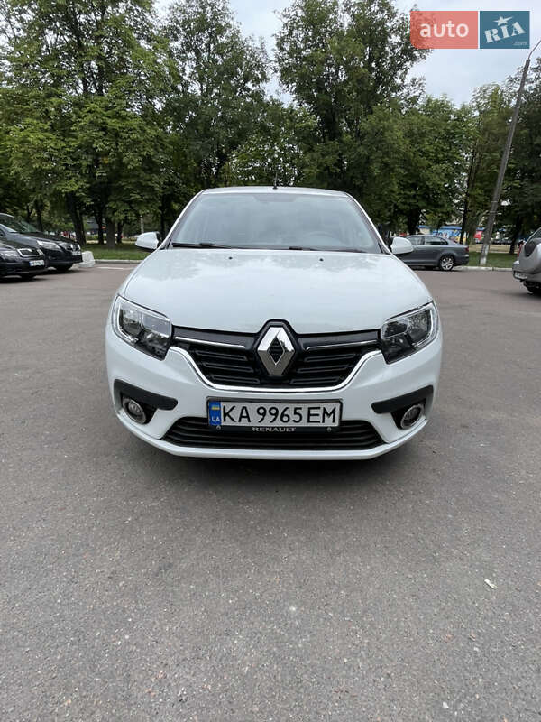 Седан Renault Logan 2018 в Киеве