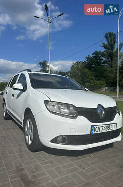 Универсал Renault Logan 2013 в Киеве
