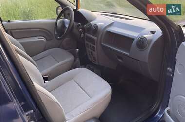 Универсал Renault Logan 2012 в 