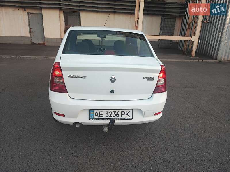 Седан Renault Logan 2012 в Кривом Роге