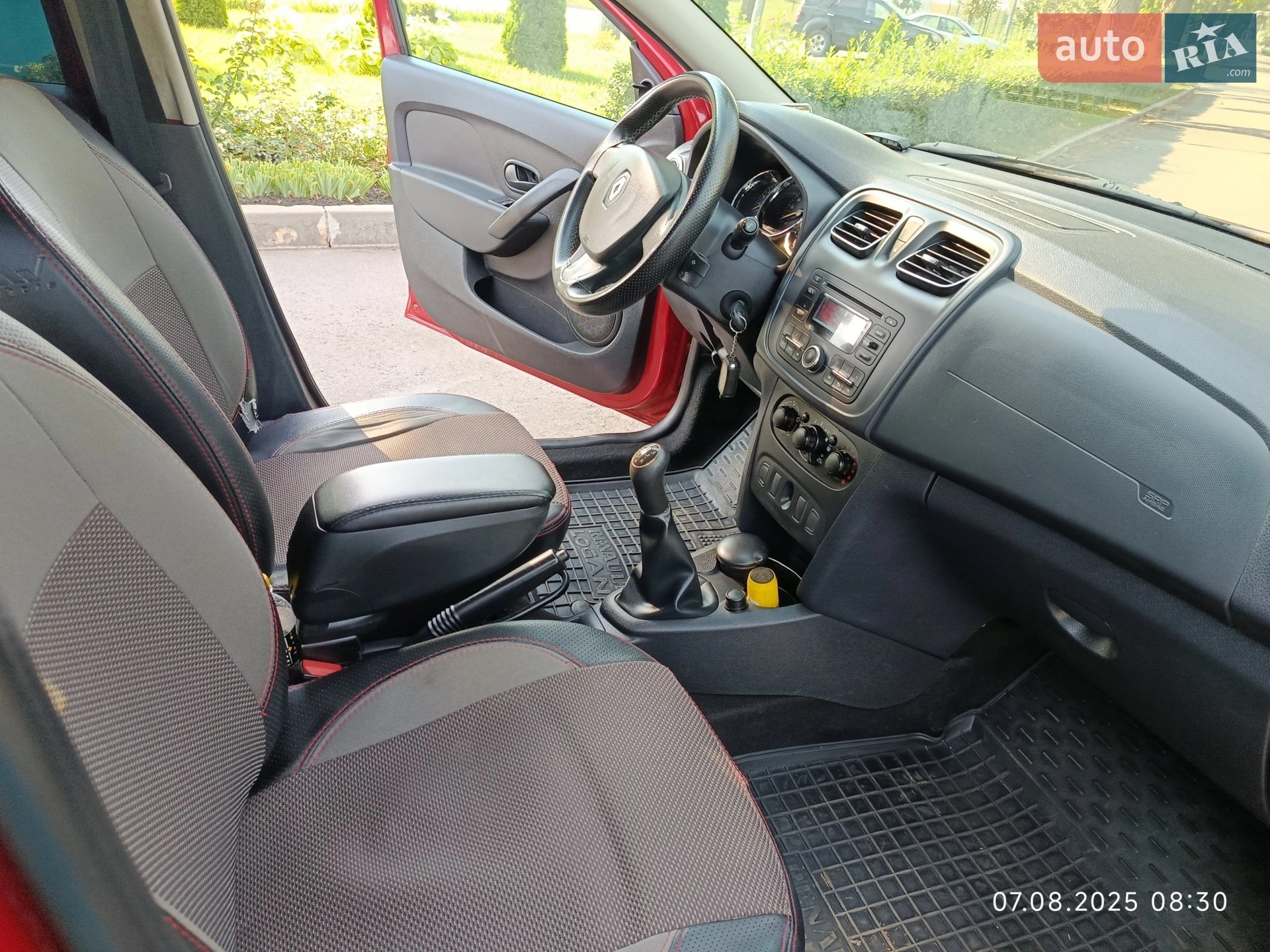 2013 Renault Logan - мініатюра 7