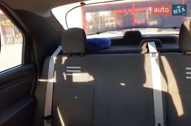Седан Renault Logan 2012 в 
