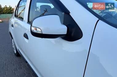 Седан Renault Logan 2021 в 