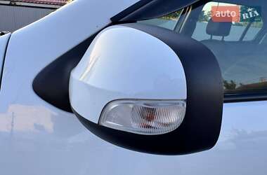 Седан Renault Logan 2021 в 