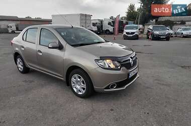 Седан Renault Logan 2015 в Шполе