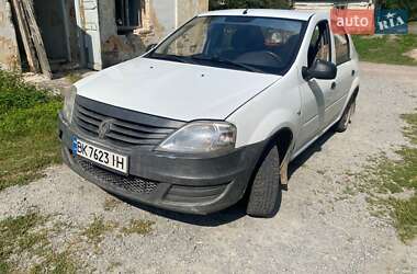 Седан Renault Logan 2012 в Дубно