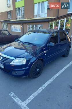 Седан Renault Logan 2011 в Киеве