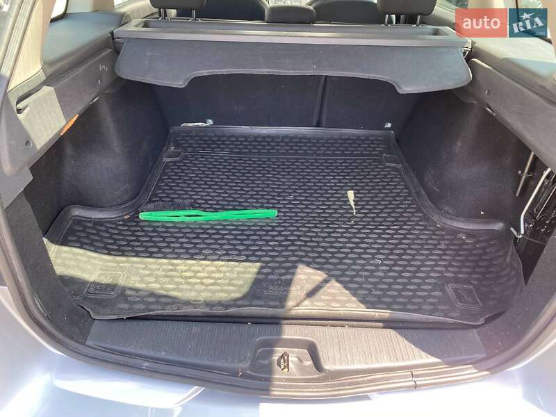 Универсал Renault Logan 2016 в Тернополе