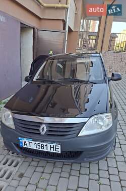 Седан Renault Logan 2010 в Ивано-Франковске