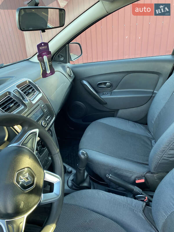 Седан Renault Logan 2017 в Одесі