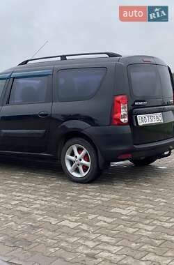 Универсал Renault Logan 2009 в Тячеве