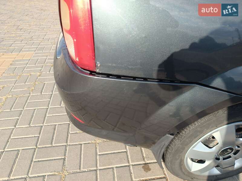 Седан Renault Logan 2009 в Харькове