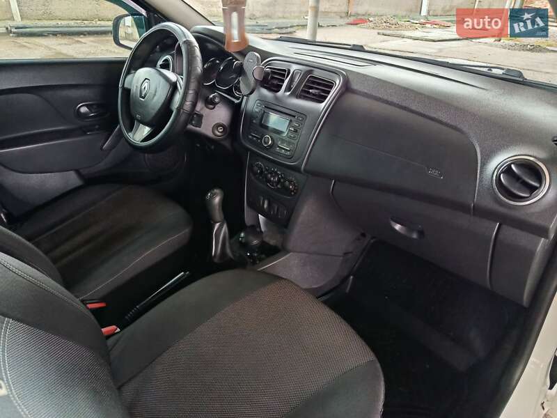 Універсал Renault Logan 2014 в Нікополі