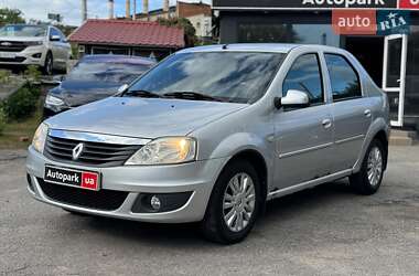 Седан Renault Logan 2012 в Виннице