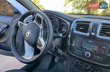 Седан Renault Logan 2019 в 