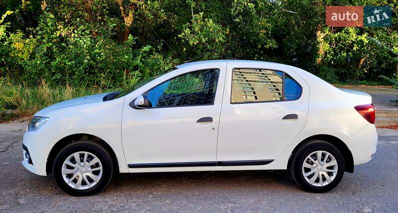 Седан Renault Logan 2020 в Киеве
